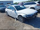 2016 Audi A4 Premium Plus White vin: WAUFFAFL9GA004081