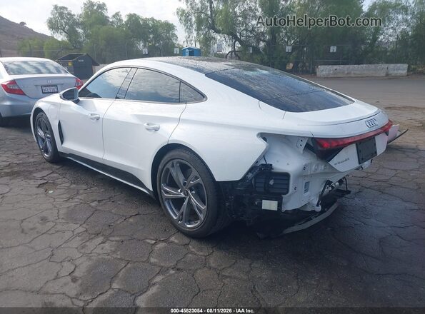 2024 AUDI E-TRON GT PREMIUM PLUS QUATTRO