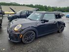 2022 Mini Cooper S Black vin: WMW53DH00N2R99995