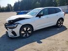 2024 Volvo Xc60 Plus White vin: YV4H60DL3R1715025