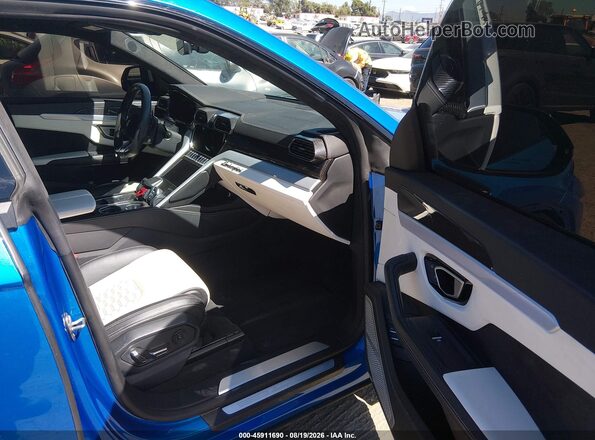 2020 LAMBORGHINI URUS  