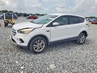 2017 Ford Escape Se White vin: 1FMCU9GD4HUC40604