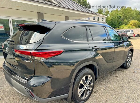 2021 TOYOTA HIGHLANDER HYBRID XLE