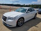 2019 Chrysler 300 Touring White vin: 2C3CCAAG8KH626064