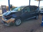 2018 Chrysler Pacifica Touring L Gray vin: 2C4RC1BG1JR157963
