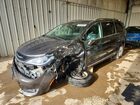 2017 Chrysler Pacifica Touring L Gray vin: 2C4RC1BG9HR705279
