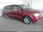 2016 Chrysler Town & Country Touring Red vin: 2C4RC1BGXGR300062
