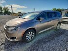 2018 Chrysler Pacifica Touring Plus Gray vin: 2C4RC1FGXJR256923