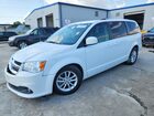 2019 Dodge Grand Caravan Sxt White vin: 2C4RDGCG6KR566346