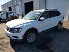 2018 Volkswagen Tiguan S White vin: 3VV1B7AX1JM082775