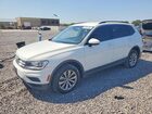 2018 Volkswagen Tiguan Se White vin: 3VV3B7AX4JM063923