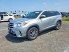 2019 Toyota Highlander Xle Silver vin: 5TDKZRFH6KS352564