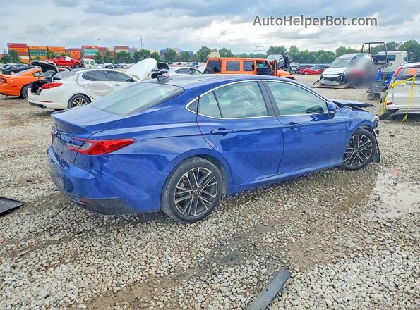 2025 TOYOTA CAMRY XLE