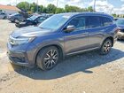 2019 Honda Pilot Touring Gray vin: 5FNYF6H63KB093484