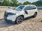 2019 Honda Passport Elite White vin: 5FNYF8H08KB001115