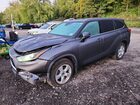 2022 Toyota Highlander Le Gray vin: 5TDBZRBH9NS565065