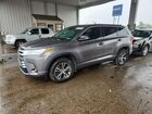 2018 Toyota Highlander Le Plus Gray vin: 5TDBZRFH4JS915108