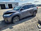 2018 Toyota Highlander Xle Charcoal vin: 5TDKZRFH6JS542945