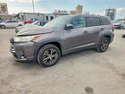 2018 Toyota Highlander Le Charcoal vin: 5TDZARFH6JS035338