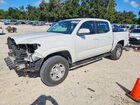 2017 Toyota Tacoma Sr White vin: 5TFAX5GNXHX092333