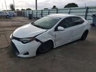 2018 Toyota Corolla Le White vin: 5YFBURHE1JP847666