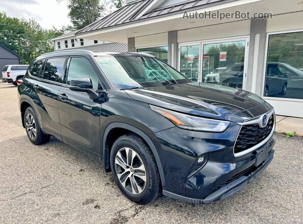 2021 TOYOTA HIGHLANDER HYBRID XLE