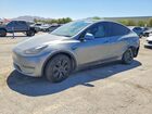 2025 Tesla Model Y White vin: 7SAYGDED8SF231401