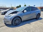 2024 Tesla Model Y Gray vin: 7SAYGDEE5RF202280