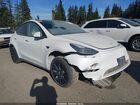 2025 Tesla Model Y Long Range Белый vin: 7SAYGDEEXSF238018