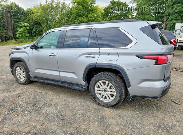 2023 TOYOTA SEQUOIA SR5