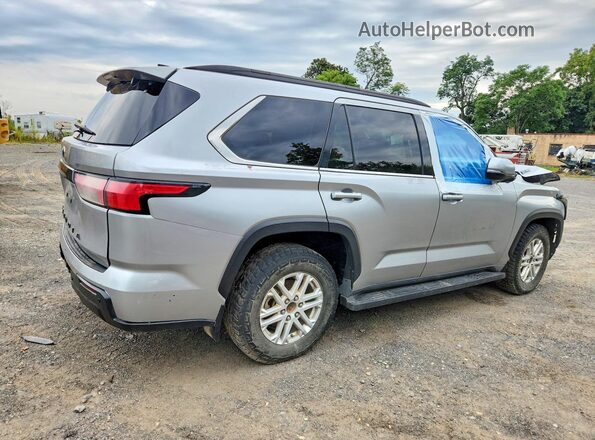 2023 TOYOTA SEQUOIA SR5