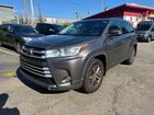 2018 Toyota Highlander Xle Gray vin: 5TDJZRFH4JS523113