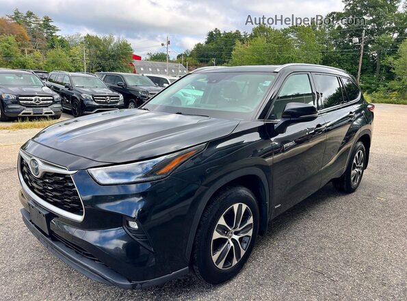 2021 TOYOTA HIGHLANDER HYBRID XLE