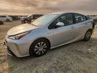 2021 Toyota Prius Xle Awd-e Серебряный vin: JTDL9MFU8M3030159