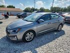 2019 Hyundai Elantra Sel Gray vin: KMHD84LF2KU765574