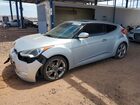 2016 Hyundai Veloster Base Silver vin: KMHTC6AD8GU259262