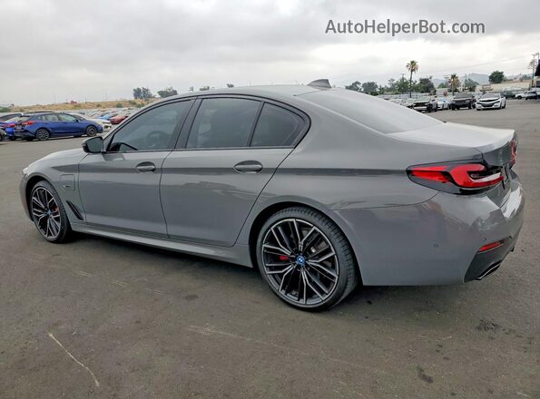 2022 BMW 530E