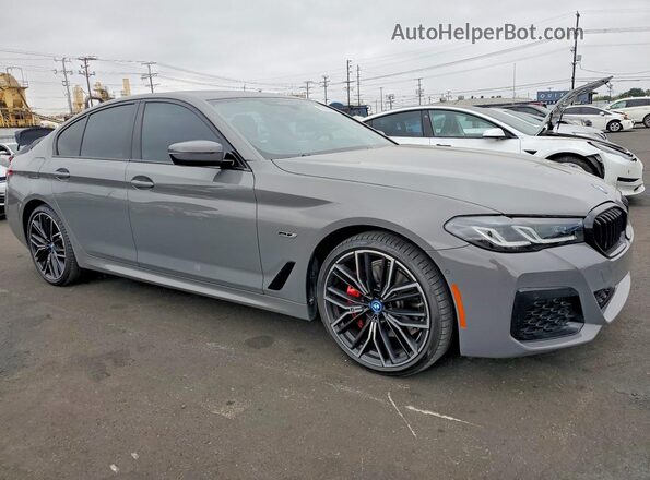 2022 BMW 530E