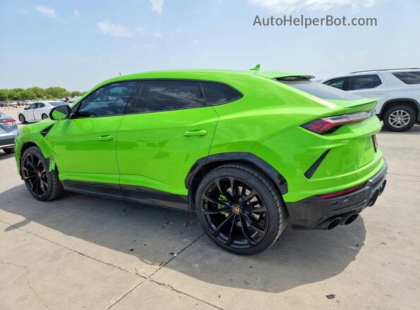 2022 LAMBORGHINI URUS